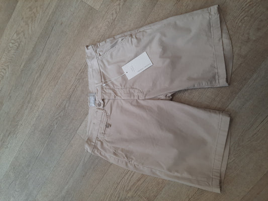 Casual Friday Chino Shorts in Stone