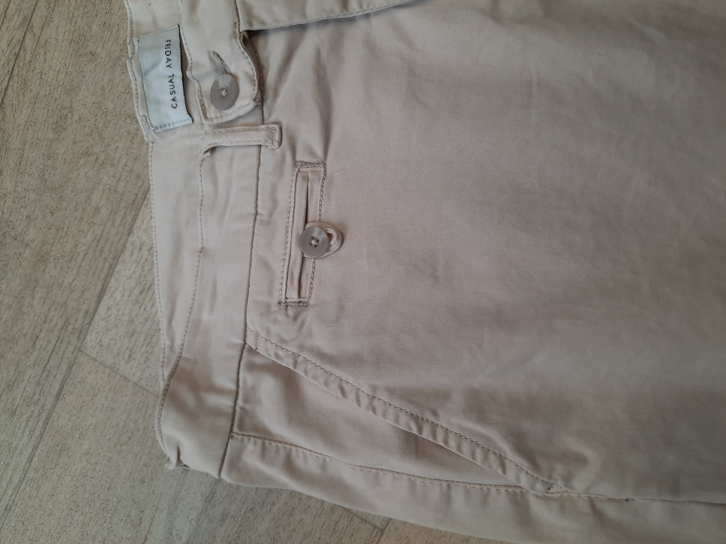 Casual Friday Chino Shorts in Stone