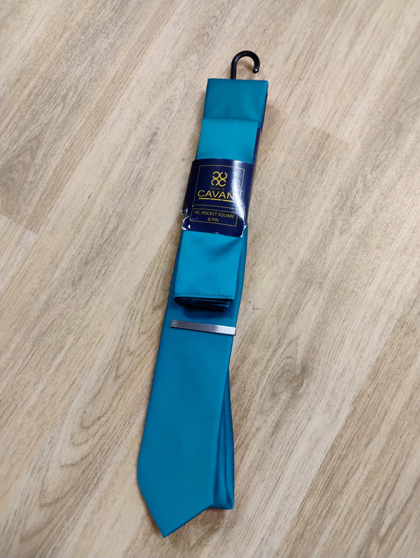 Cavani Cyan Blue Tie Set