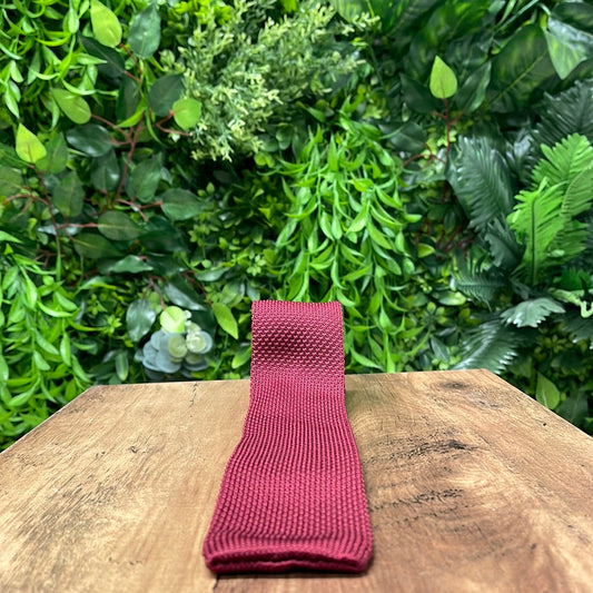 L A Smith Wine Knitted Tie